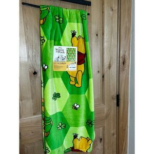Winnie The Pooh St. Patrick's Day Plush Throw 50x70 Inches NWT